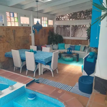 Vila Rosa Meravigliosa Con Piscina Interna