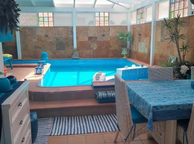 Rosa Meravigliosa Con Piscina Interna * Κοραλέχο